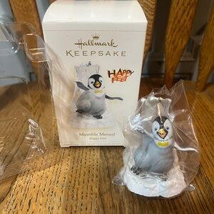 Hallmark Keepsake Happy Feet Penguin Ornament - Gray and White